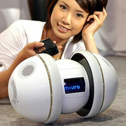 Miuro Robotic Rolling iPod Speaker Dock