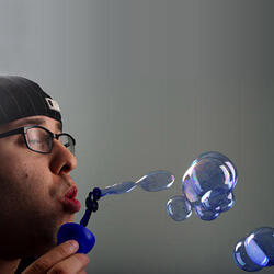Zubbles - Magic Colored Bubbles