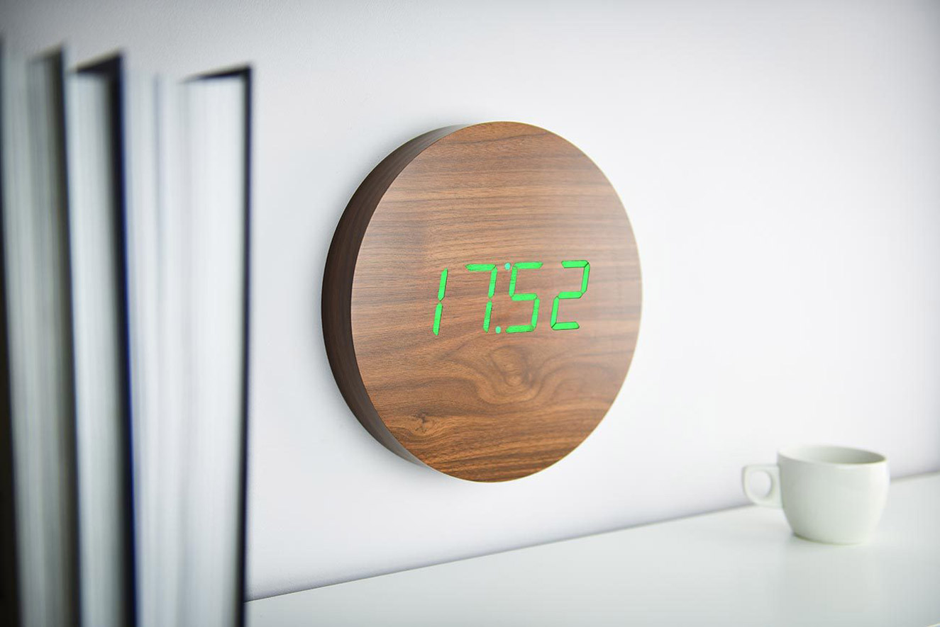 Digital Wall Clock The Green Head