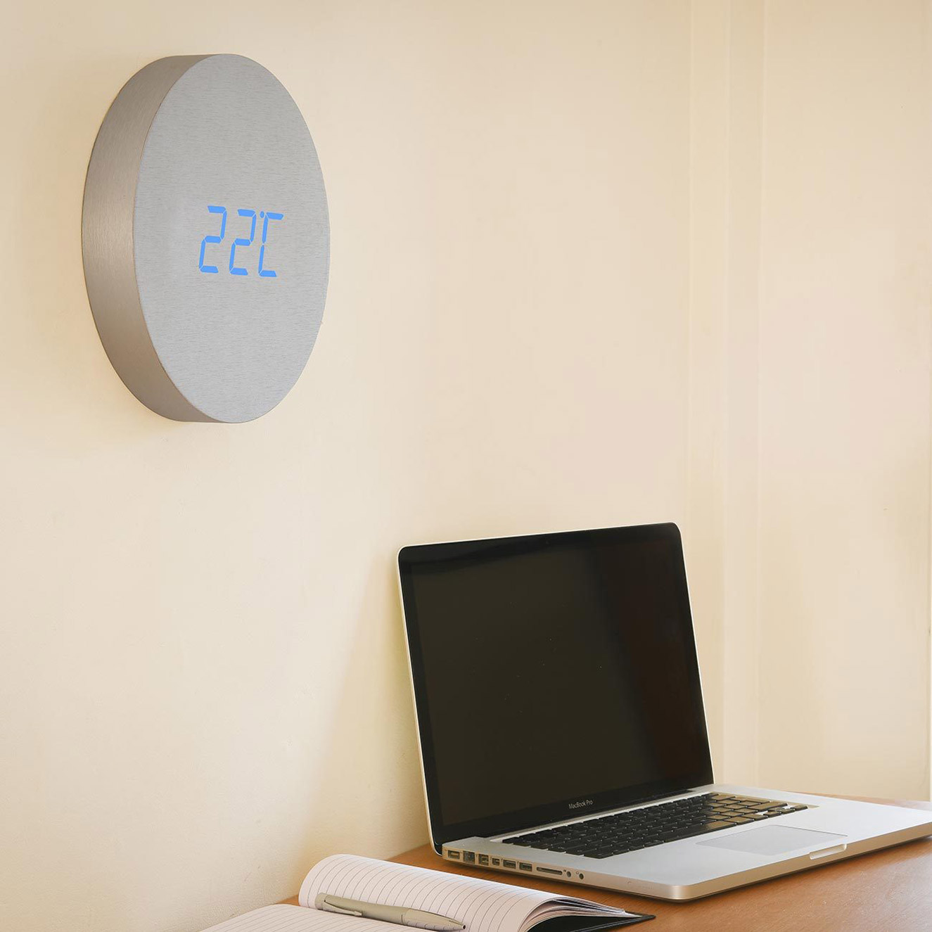 Digital Wall Clock The Green Head