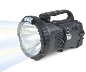 3,200 Lumens High Intensity Xenon Rechargeable Flashlight