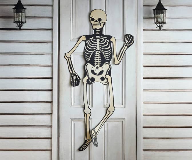 Retro Articulated Iron Skeleton Decoration