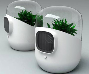 Voici OGarden - Rotating Planter Wheel With Central Light Source