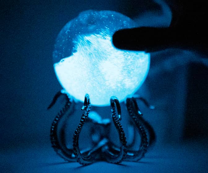 Aquapict LED Illuminated Jellyfish Aquarium