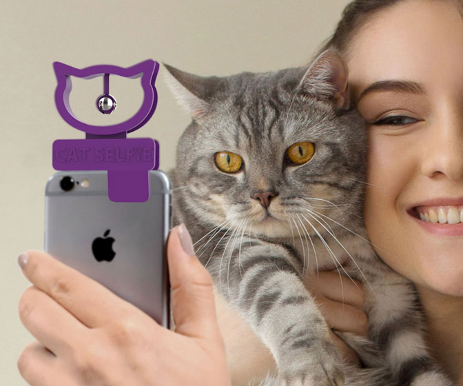 Cat Selfie Hanging Bell Phone Attachment