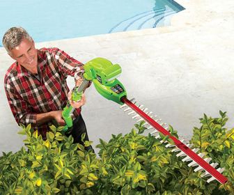 Cordless Telescoping Hedge Trimmer With 3 Position Pivoting Head