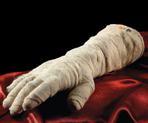Crawling Halloween Mummy Hand