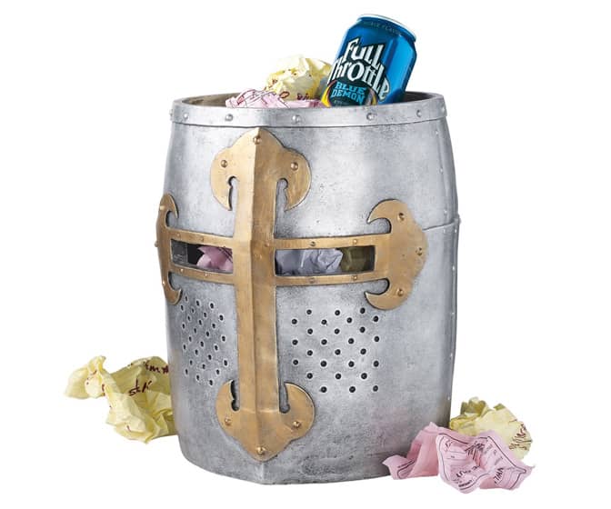 Crusader's Great Helm Trash Bin