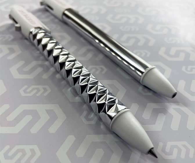 Crushmetric SwitchPen - Changes Shape Between Solid and Crushed