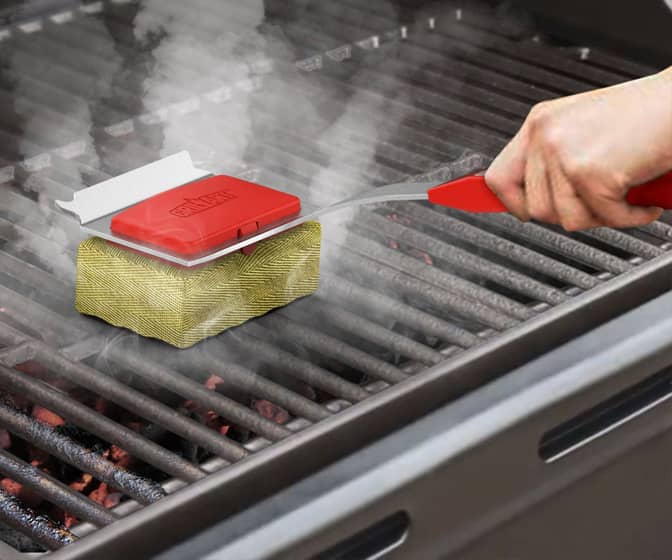 GrillArt Steam-Cleaning, Bristle-Free Grill Brush / Scraper Tool