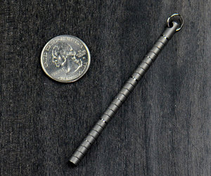 Carpenter's Pencil With Built-In Bubble Level