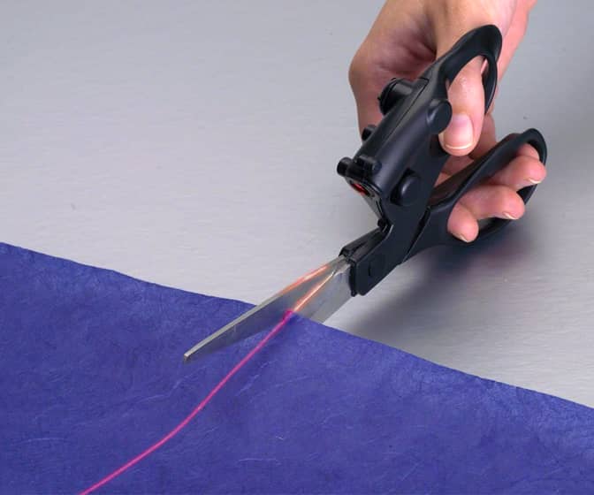 Worx ZipSnip - Cordless Rotary Cutting Tool / Electric Scissors