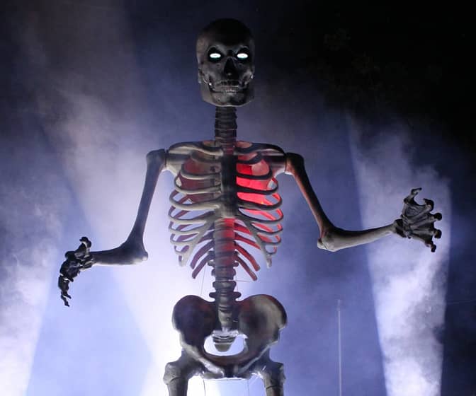 LED-Illuminated Beating Heart for a 12 Ft Skeleton
