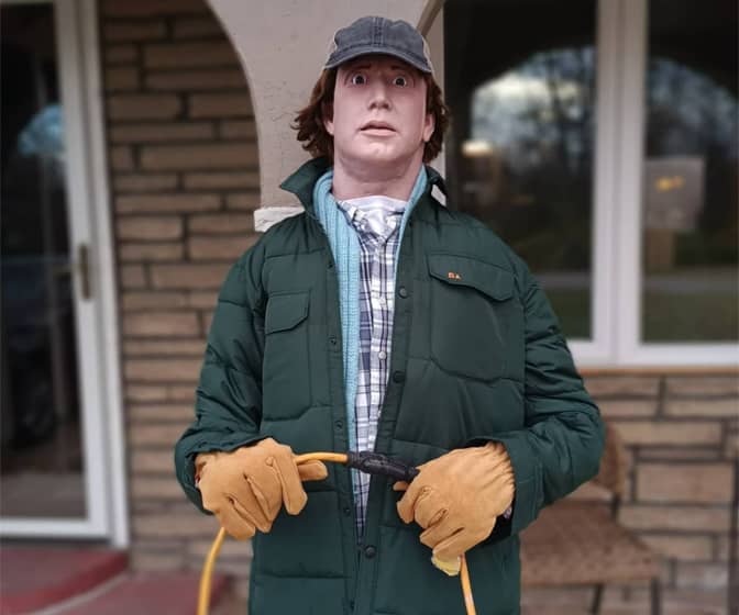 Life-Sized Christmas Vacation Clark Griswold Statue