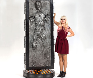 Lifesize Star Wars Han Solo Frozen In Carbonite Statue
