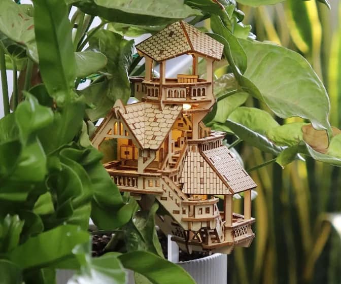 Light-Up Miniature Treehouses for Houseplants