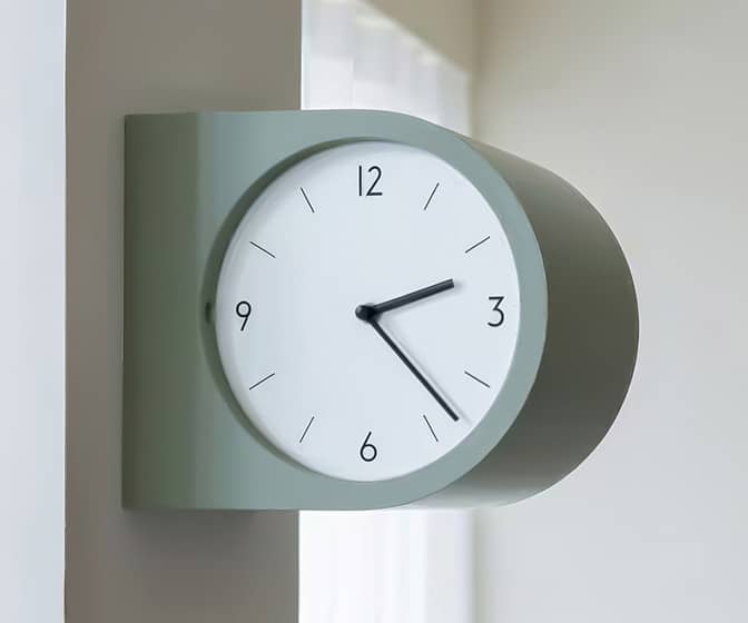 Madeto Double-Sided Wall Clock