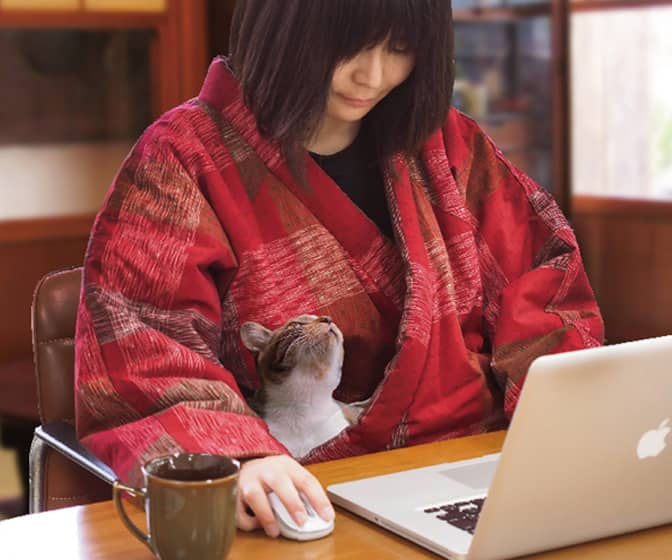 Nenneko Hanten - Japanese Cat Cuddle Coat