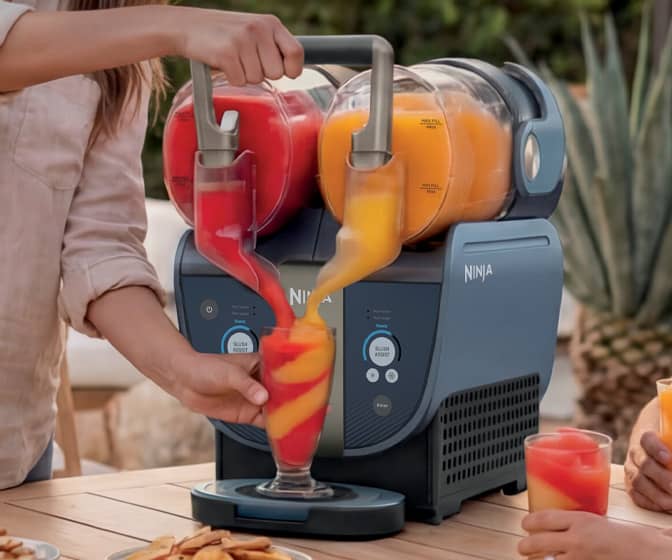 Ninja SLUSHi Twist Frozen Drink Maker - Twists 2 Slushie Flavors!