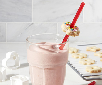 Sip and Snack Cookie Holding Straws