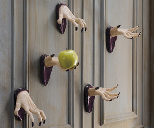 Spooky Wall-Mount Halloween Hands