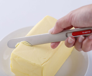 SpreadTHAT! - Heat Conducting Butter Knife