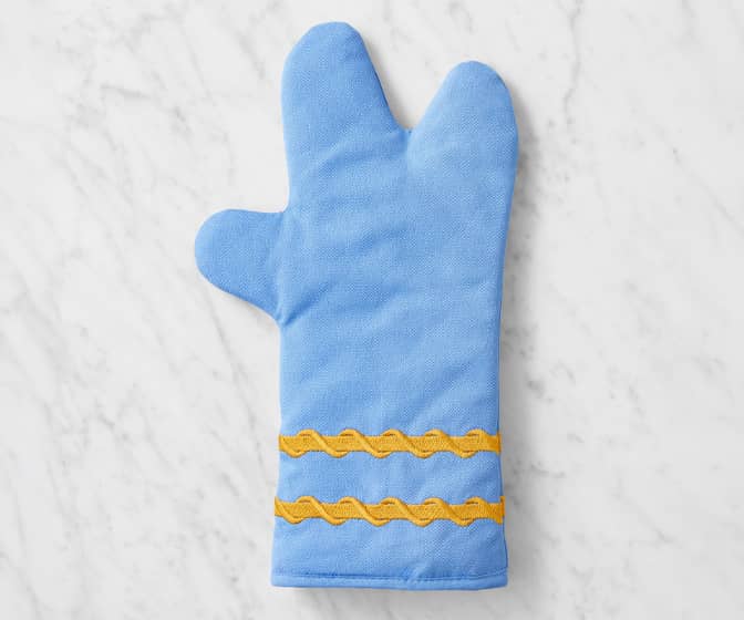 Star Trek Vulcan Salute Oven Mitt - Live Long and Prosper