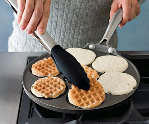 Iron Frying Pan / Plate - Cook and Serve All-in-One