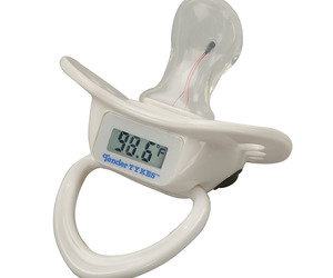 TenderTykes Baby Pacifier / Digital Thermometer