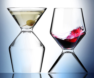 Sipatiniz - Spill-Preventing Martini Glasses