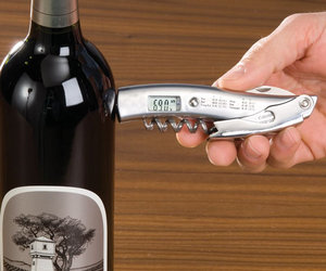 Wine Vac - Vacuum Seal Your Wine Bottle