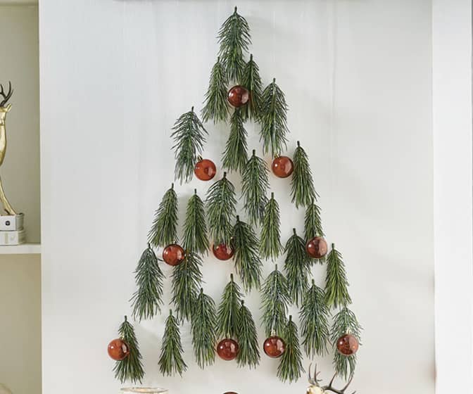 Wall-Hanging Pine Stem Christmas Tree