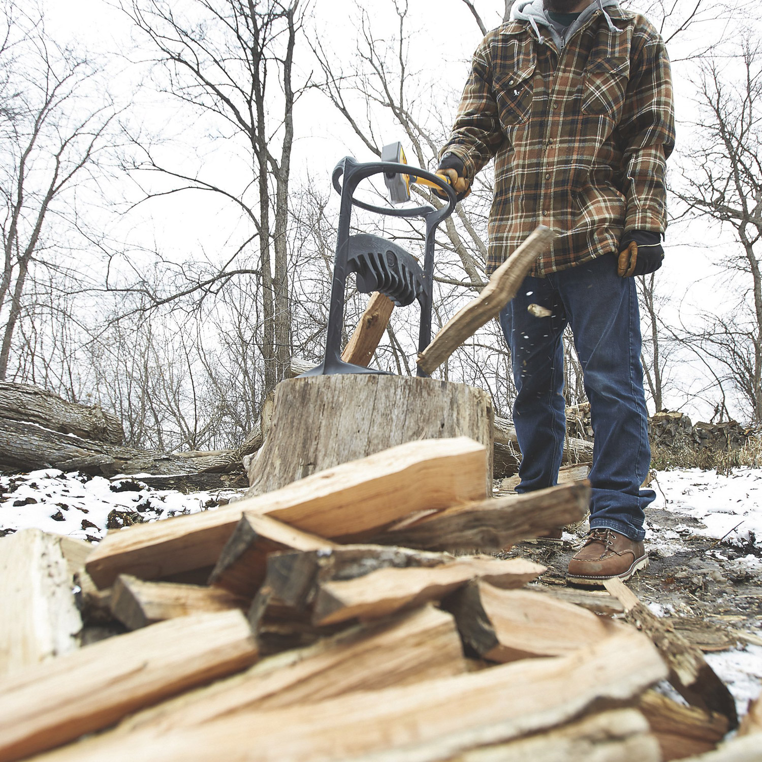 thumbnail image 2 of Kindling Cracker King Firewood Splitter – Cast Iron, Made In USA 2 of 4