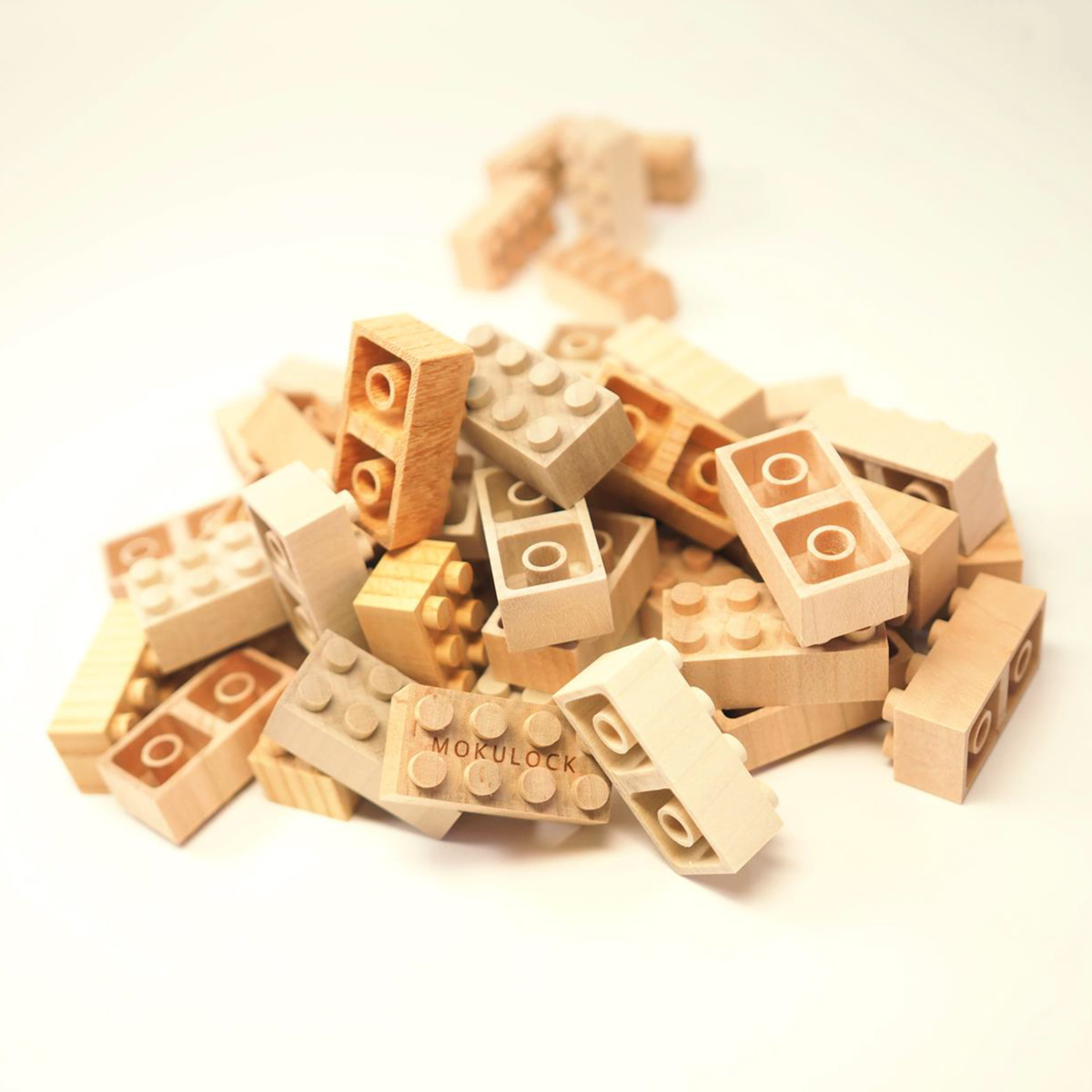 Mokulock Natural Wooden Interlocking Building Bricks The Green Head Mokulock Natural Wooden Interlocking Building Bricks The Green Head