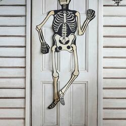 Retro Articulated Iron Skeleton Decoration