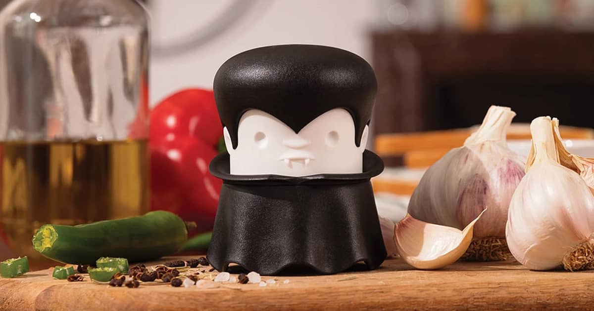 Gracula Dracula Vampire Garlic Crusher The Green Head