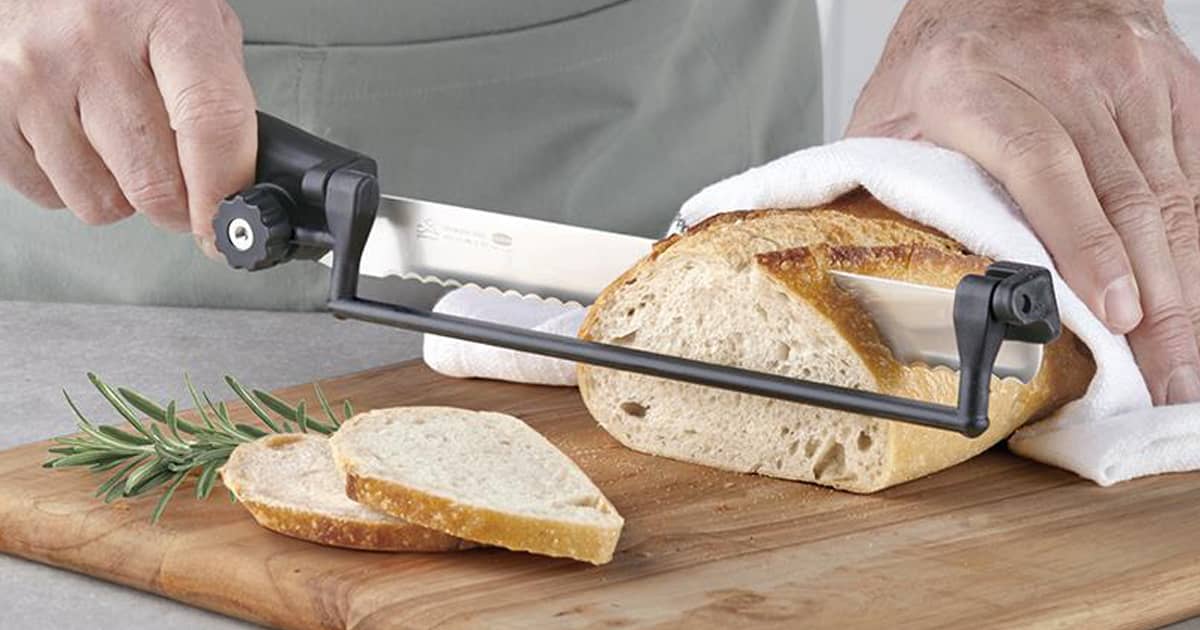 Perfect Slice Bread Knife With a BuiltIn Guide The Green Head