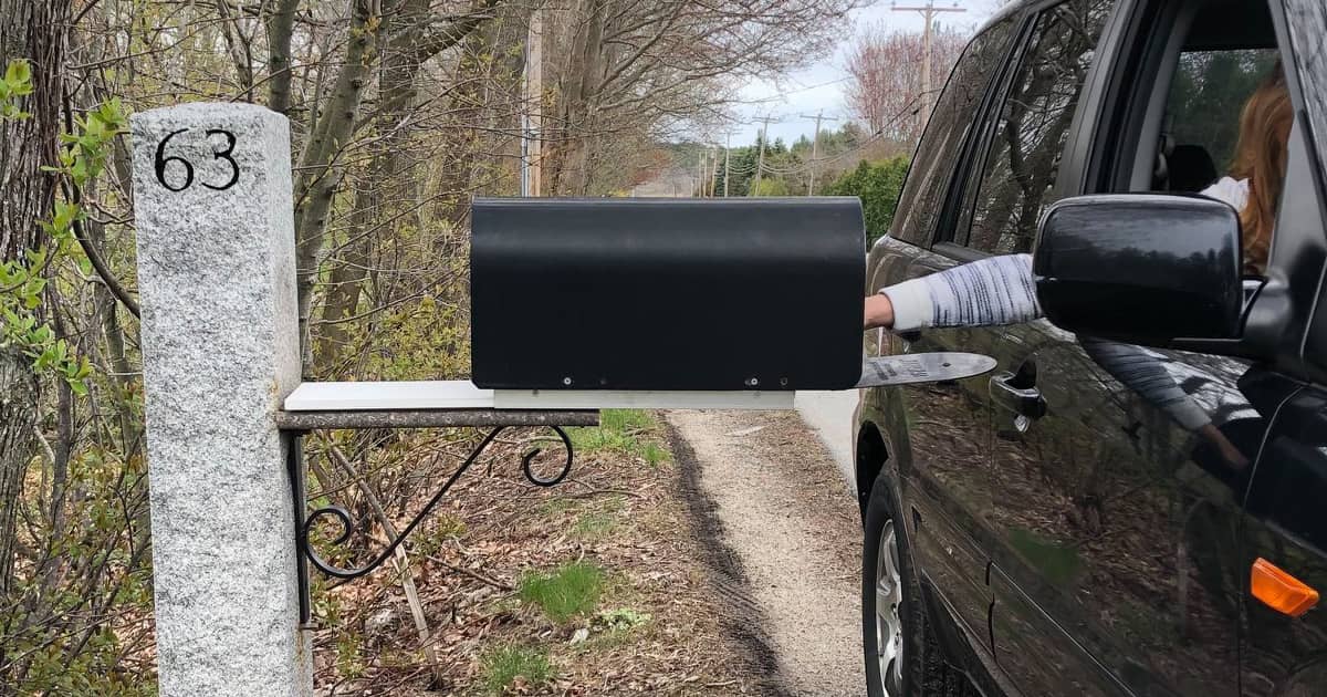 Slide Me Out Sliding Mailbox Extension Bracket The Green Head