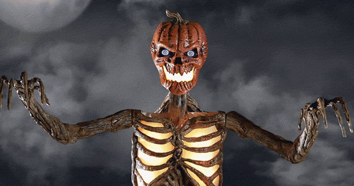 Terrifying 12 Foot Tall Giant Inferno Pumpkin Skeleton w/ Animated LifeEyes  | The Green Head