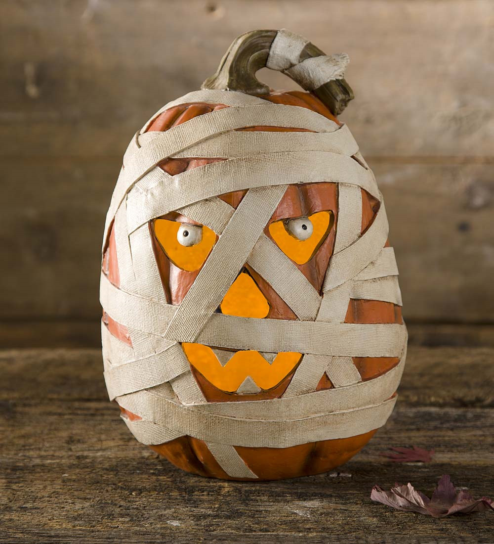 Spooky Lighted Mummy Pumpkins | The Green Head