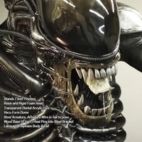 ALIEN Warrior Lifesize Statue