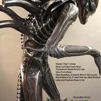 ALIEN Warrior Lifesize Statue