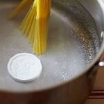 Ceramic Pot Minder - Prevents Messy Boil Overs