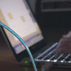 Dexim Visible Green - Illuminated Smart Charge and Sync Cable