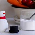 Freezy - Whimsical Snowman Fridge Deodorizer
