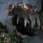 Giant Animated Man-Eating Venus Flytrap Plant