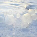Giant Crazy Ice Bubbles - Creates 10-Ft Bubbles That Freeze in Mid-Air