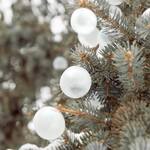 Giant Crazy Ice Bubbles - Creates 10-Ft Bubbles That Freeze in Mid-Air