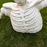 Giant Skeleton Groundbreaker Statue