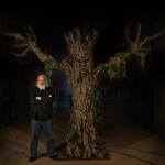 Gigantic Animatronic Talking Evil Tree - Stands Over 9.5 Ft Tall!